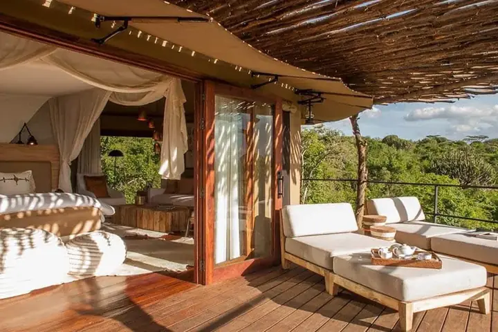 10-Day Complete Midrange Lodge Kilimanjaro Safari and Zanzibar Grand Combo From Nairobi